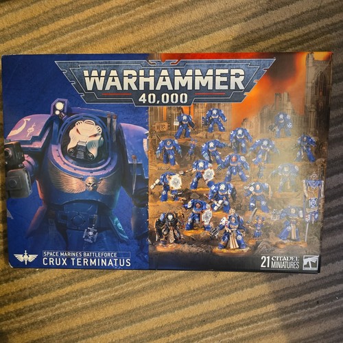 Warhammer 000 space marines - 40,000,