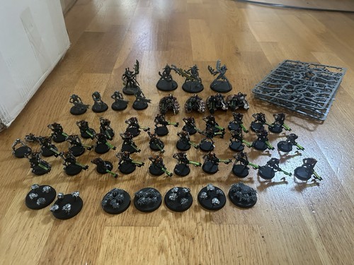 Warhammer 40k necron army - warhammer,